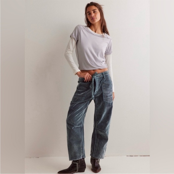 Free People We The Free Moxie Flocked Pull-On Barrel Jeans 32 NWT